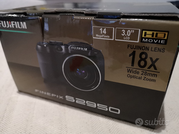 Fuji film Finepix S2950