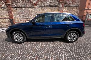 AUDI Q5 Business 2.0 TDI quattro S tronic 2017