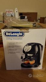 Macchina caffè espresso e cappuccino De Longhi