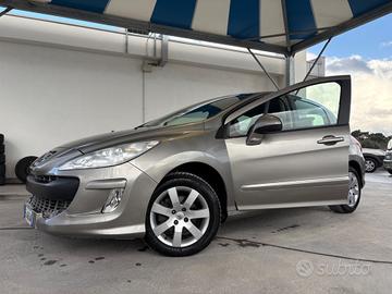 Peugeot 308 1.6 8V e-HDi 112CV Stop&Start 5p. Busi