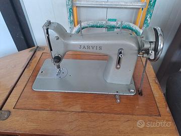macchina da cucire jarvis con mobiletto