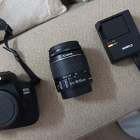 Fotocamera Canon EOS 2000D