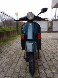 Vespa Piaggio 50 HP 3 marce anno 1992