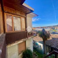 CASA DI CORTE A CAPRIOLO