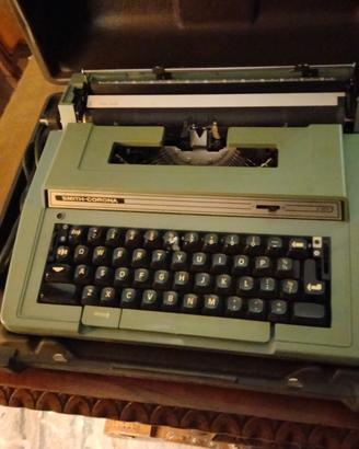 Macchina da scrivere