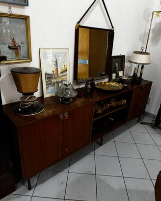 credenza vintage