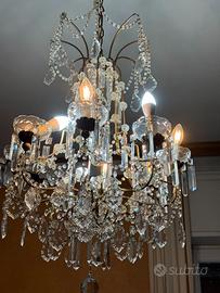 lampadario di cristallo