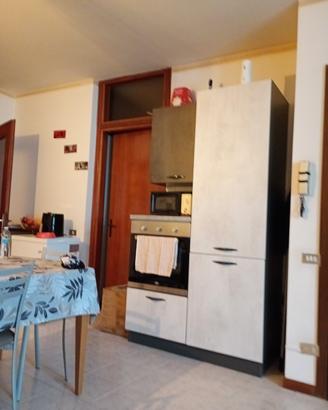 cucina e divano nuovi