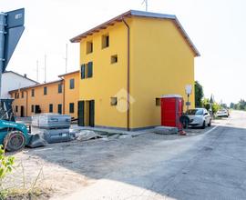 VILLA A SCHIERA A VALSAMOGGIA