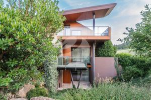 Villa di 178 m² con più di 5 locali e box auto a C