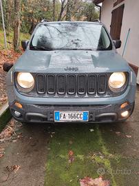 Jeep Reneagde Trailhawk 170 cv