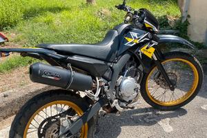 Yamaha xt125r