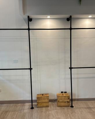 Struttura a muro appendiabiti