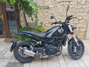 Benelli Leoncino 500 (2021)