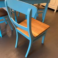 Tavolo turchese pregiato + 4 sedie