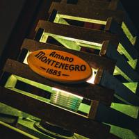 Lampada artigianale con bottiglia montenegro