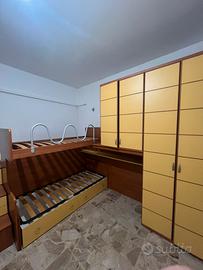 Cameretta a ponte con letto a castello