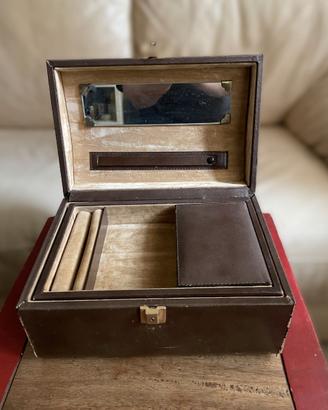 Bauletto beauty case vintage in pelle marrone