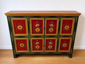 Credenza / Madia stile Tibetano dipinta a mano