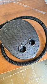 Pompa pedale per materassino