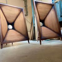 Cabinet in legno artigianali per diff. acustici