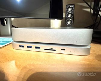 Mac mini con chip Apple M1 + HUB esterno.