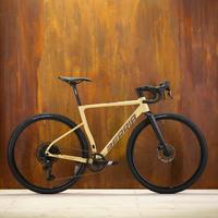 Bici gravel in alluminio Berria Allroad adv sabbia