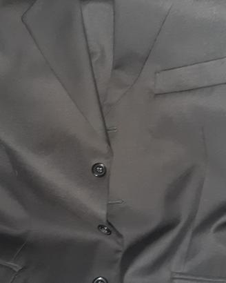 Vestito da uomo elegante