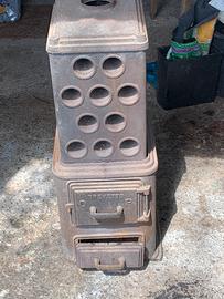 stufa antica in ghisa