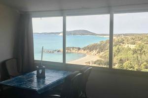 Villasimius a piedi in spiaggia VISTA MARE