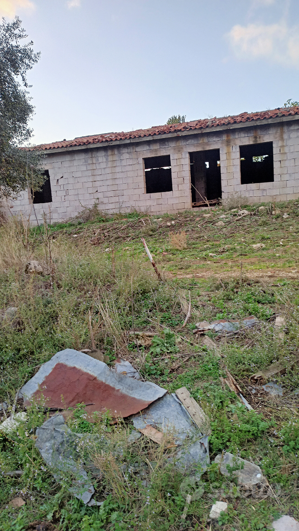 Casale con terreno - Vista 3