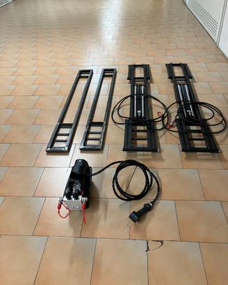 Sollevatore auto 2500 kg. NUOVO