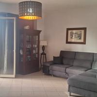 Appartamento con veranda ad. Viale delle Americhe