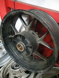 cerchi moto usati vari modelli