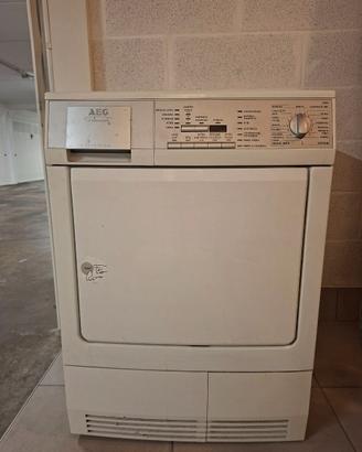 Asciugatrice Aeg