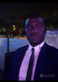 Buttafuori, addetto alla sicurezza