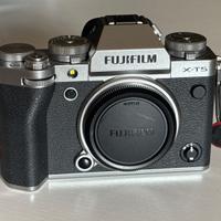 Fujifilm X-t5