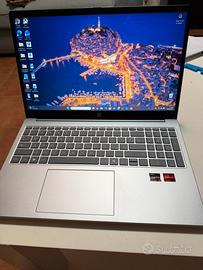 NOTEBOOK HP 15 pollici AMD RYZEN 7