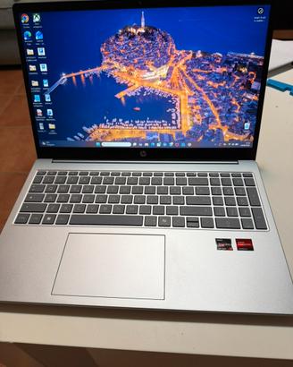NOTEBOOK HP 15 pollici AMD RYZEN 7
