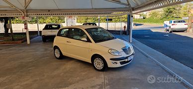 Lancia Ypsilon 1.2 Oro Plus