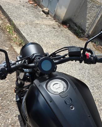 Yamaha xsr700