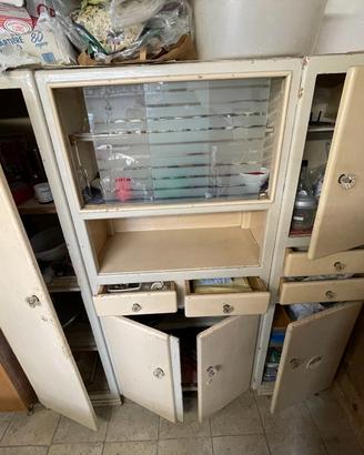 Credenza anni 50 da restaurare