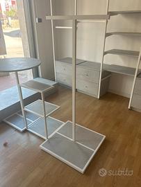 Espositore/appentiabiti