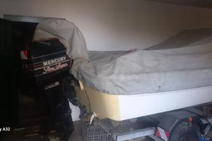 Motoscafo per vacanze