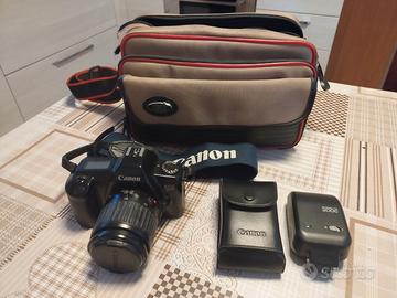 Canon EOS 1000 35-80mm con flash