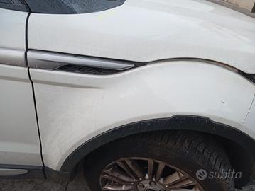Parafango dx Land rover range rover Evoque anno 20