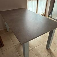 Tavolo da pranzo a 6 posti  Piano in marmo