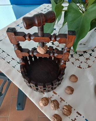 SCHIACCIANOCE 
