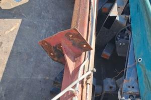 traversa post. stabilizzatrice per autocarri