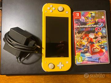 Switch Lite Gialla + mario Kart